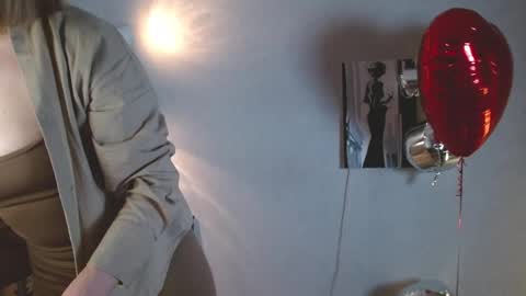 Michelle  online show from 02/09/26, 06:50