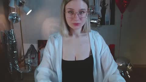 Michelle  online show from 03/17/26, 02:05