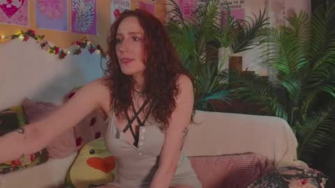 Snapshot of charming_lilly chatting on 05/15/26, 07:21 Lissa online show from 05/15/26, 07:21