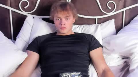 Chase online show from 10/01/25, 10:32