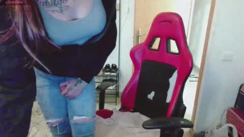 Chasey online show from 11/01/25, 04:58