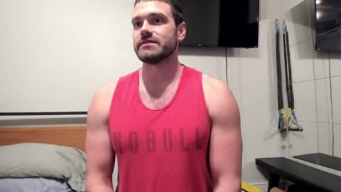 Onlyfans chasingfit Instagram the arguer Twitter chasingfitOF online show from 02/04/25, 02:17