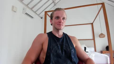 Snapshot of chasereed_ chatting on 02/08/26, 03:54 Chase Reed online show from 02/08/26, 03:54