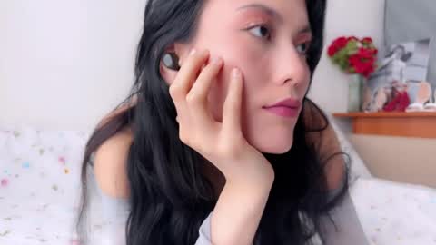 JASMINE   usually going live about 2 am UTC  online show from 04/17/26, 03:53