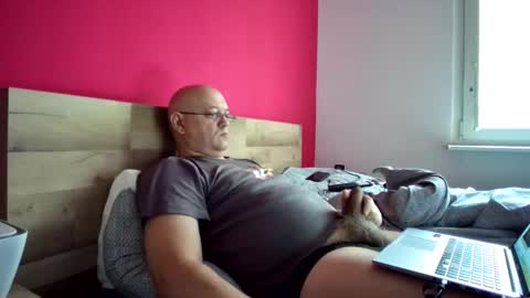 Egor Skornyakov online show from 11/11/25, 06:35