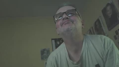 lee online show from 09/14/25, 03:22