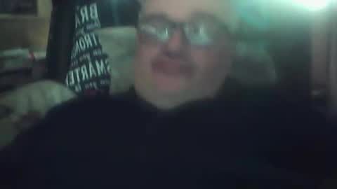 lee online show from 04/19/26, 01:10