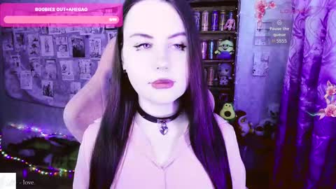 Mia online show from 03/11/26, 09:37