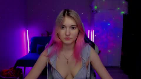 Betty online show from 03/04/25, 02:53