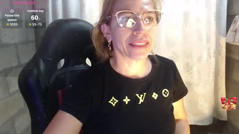 CHAYLA VICTORIA RUIZ  online show from 03/15/26, 09:10