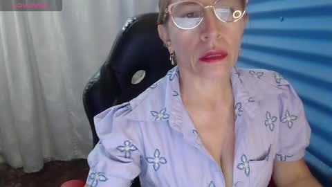 CHAYLA VICTORIA RUIZ  online show from 04/06/26, 12:39