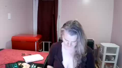 chealsiek online show from 11/11/25, 11:38