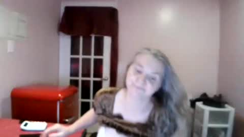 chealsiek online show from 11/22/25, 12:42