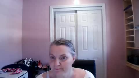 chealsiek online show from 03/04/26, 08:04