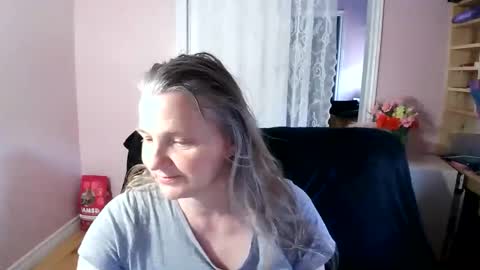 chealsiek online show from 06/04/26, 11:27
