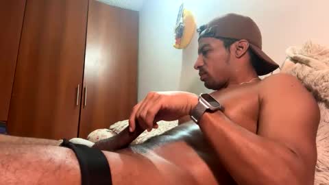 Snapshot of checar14 chatting on 04/29/26, 01:37 checar14 online show from 04/29/26, 01:37