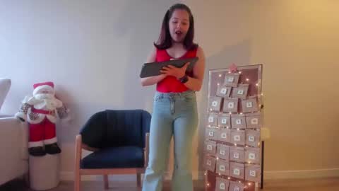 Regina Phalange online show from 12/01/25, 10:26