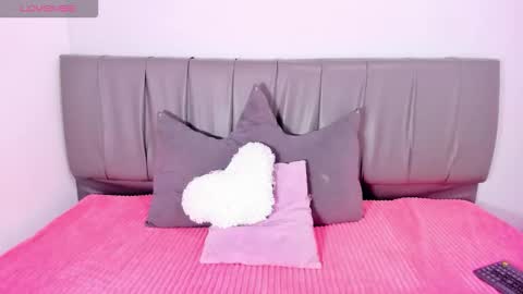 Cherlyn online show from 10/24/25, 03:52