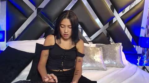 Snapshot of cheerry_moon chatting on 10/23/25, 02:16 cheerry_moon online show from 10/23/25, 02:16