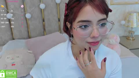 Snapshot of cheerrysweett chatting on 01/13/25, 05:02 Baby Cherry online show from 01/13/25, 05:02