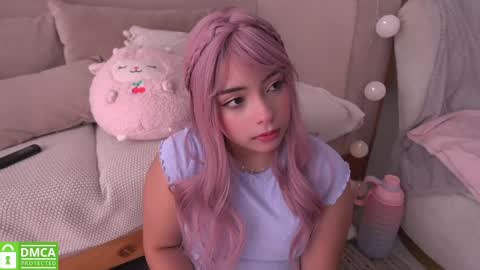 Snapshot of cheerrysweett chatting on 03/09/25, 04:00 Baby Cherry online show from 03/09/25, 04:00