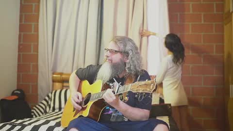 Cheesburger Jesus and whoever showed up. online show from 10/16/25, 05:03