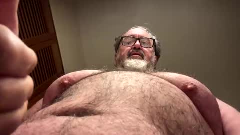 Snapshot of chefsd chatting on 01/17/26, 01:49 Chef online show from 01/17/26, 01:49