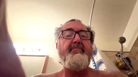 Snapshot of chefsd chatting on 03/01/26, 01:24 Chef online show from 03/01/26, 01:24