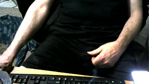 Snapshot of chefy999 chatting on 07/21/26, 03:42 chefy online show from 07/21/26, 03:42