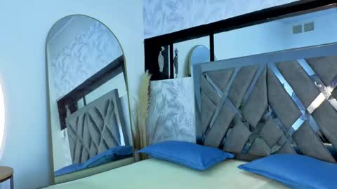   online show from 04/21/26, 03:35