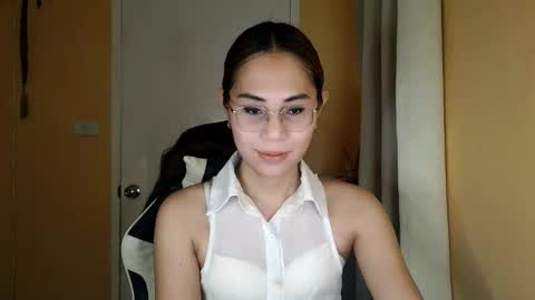 chelly4u69 online show from 03/25/26, 11:55