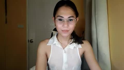 chelly4u69 online show from 03/28/26, 11:15