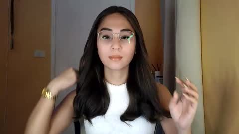 chelly4u69 online show from 04/05/26, 01:36