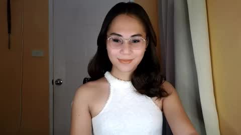 chelly4u69 online show from 04/14/26, 01:55