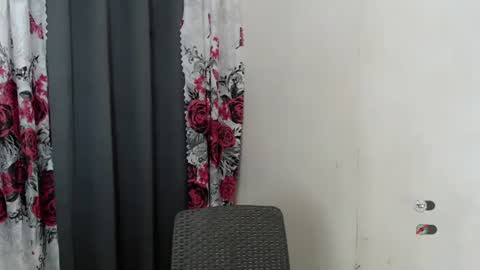 Snapshot of chelse_coco chatting on 09/13/25, 10:42 CHELSEA online show from 09/13/25, 10:42