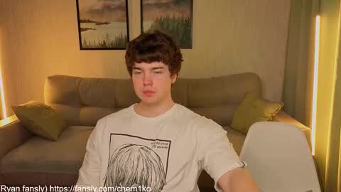 LUCASRYANPVT IS OPEN online show from 11/12/25, 05:52