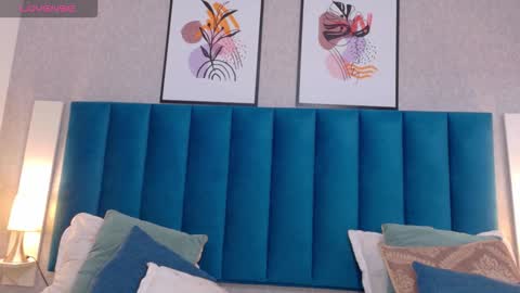   online show from 10/23/25, 07:23