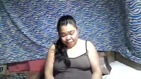 chenita_kits online show from 10/15/25, 12:27