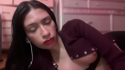 cherliecarmen online show from 02/07/25, 04:24