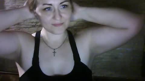 cherry04383 online show from 08/04/26, 08:11