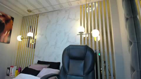 cherry online show from 03/11/25, 07:47