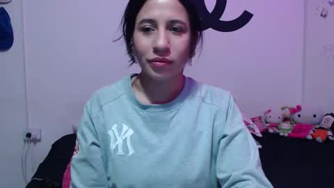 Snapshot of cherry_hc chatting on 01/22/25, 02:15 Nezumy Rey  online show from 01/22/25, 02:15