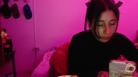 Snapshot of cherry_hc chatting on 01/28/25, 05:00 Nezumy Rey  online show from 01/28/25, 05:00