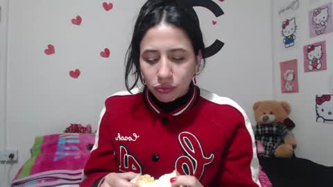 Snapshot of cherry_hc chatting on 02/15/25, 03:31 Nezumy Rey  online show from 02/15/25, 03:31