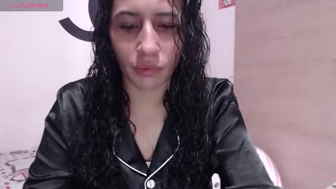 Snapshot of cherry_hc chatting on 10/19/25, 07:47 Nezumy Rey  online show from 10/19/25, 07:47