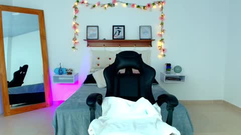 irene online show from 10/22/25, 08:52