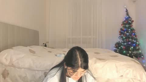 misaki  online show from 12/18/24, 06:35