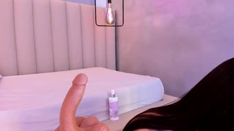 C H E R R Y  online show from 04/01/26, 01:52