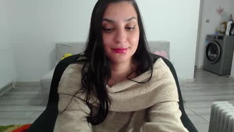 Sherry online show from 09/29/25, 09:19