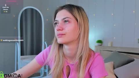 cherry_pr1ce online show from 11/11/25, 12:21